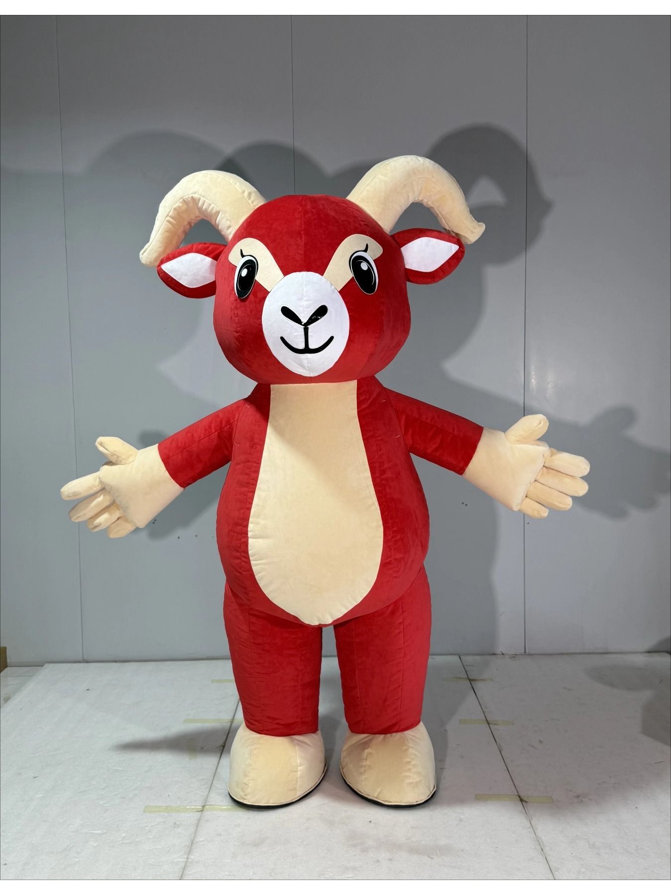 Inflatable Red Goat Mascot Cos - Chargers recension och pris